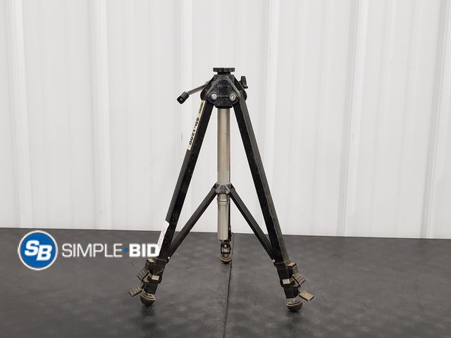 Lot 58-71265 - Adjustable Tripod - SD-120G
