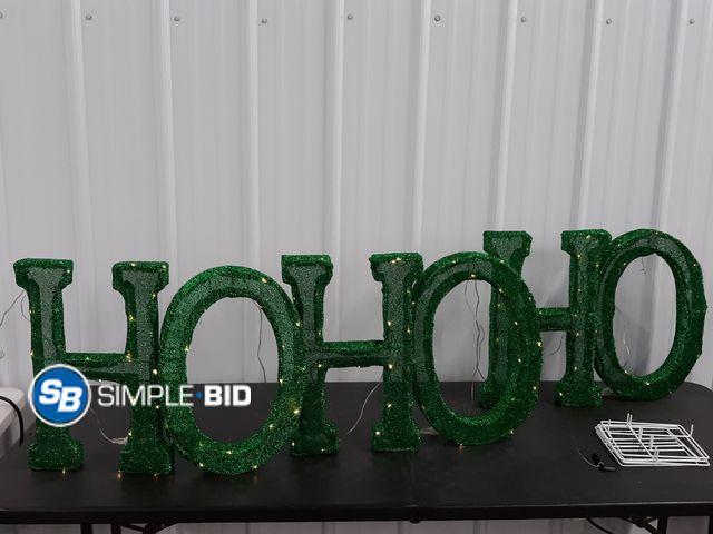 Lot 58-33279 - HO HO HO!! outdoor LED lighted decor with stakes - New
