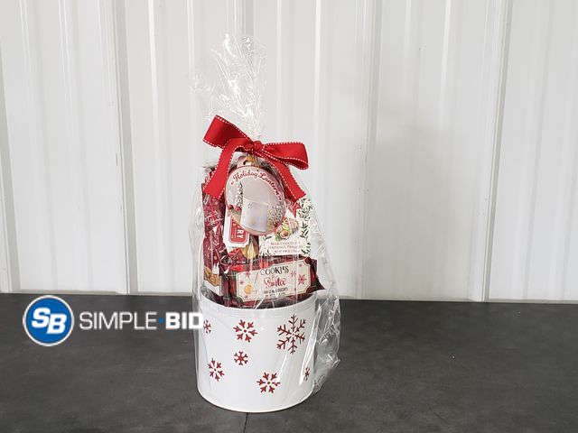 Lot 58-54043 - WINE COUNTRY! Gift basket Holiday Lantern Filled with Chocolate, Biscuits and more (expired)