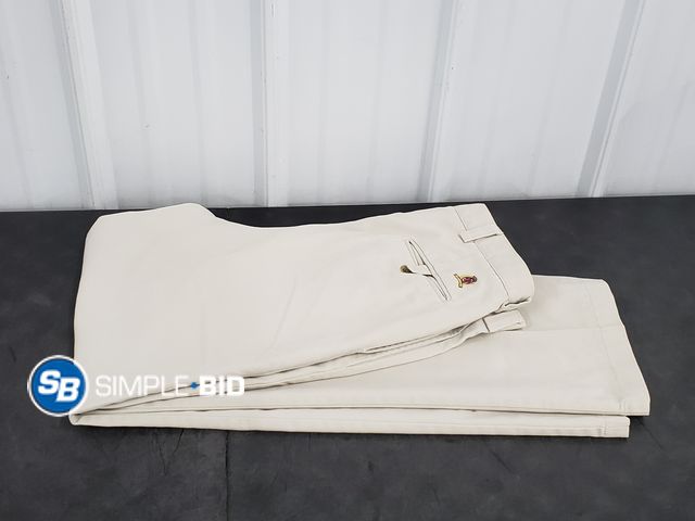 Lot 58-77175 - MEN'S Tommy Hilfiger Dress pants - SIZE 34X32 - lightly used - in good condiiton