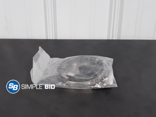 Lot 58-32461 - Lot of (3) Large Ring Clamps