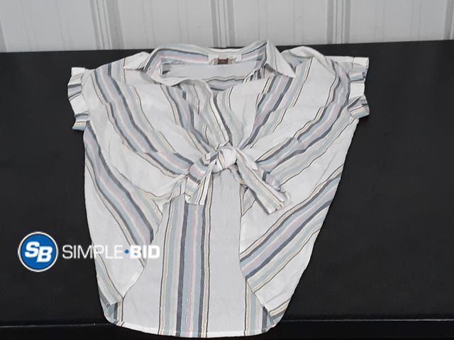 Lot 58-27637 - Loft Outlet - Women's Top - Size S - New