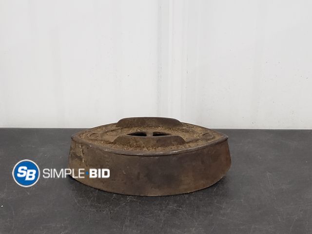 Lot 58-66518 - Vintage Old Fashioned Sad Iron Base Heat on stove