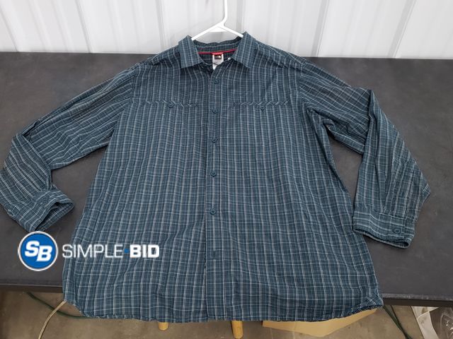 Lot 58-67817 - Men's The North Face Button up Shirt - SIZE XL - very light use - in good condition