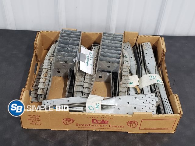 Lot 58-77617 - Large lot of Various Brackets for Building