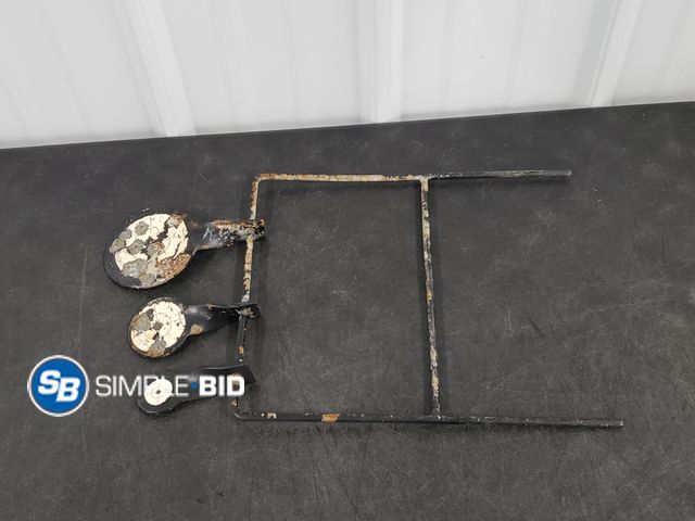 Lot 58-33801 - Metal Target Practice