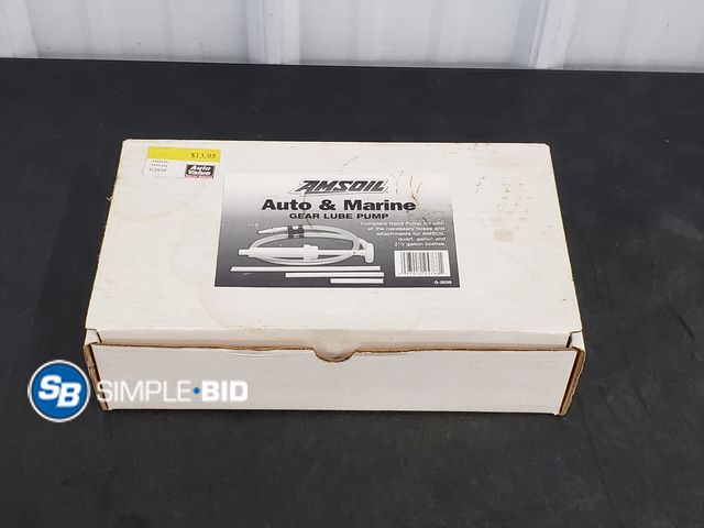 Lot 58-77089 - AMSOIL Auto &amp; Marine Gear Lube Pump - Appears New in Box