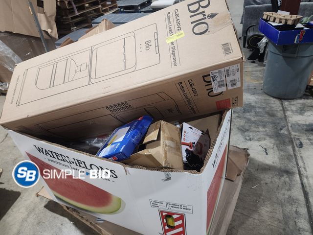 Lot 58-27775 - Gaylord Full of Unclaimed Merchandise - variety of items, and Conditions, some could be unused/Damag...