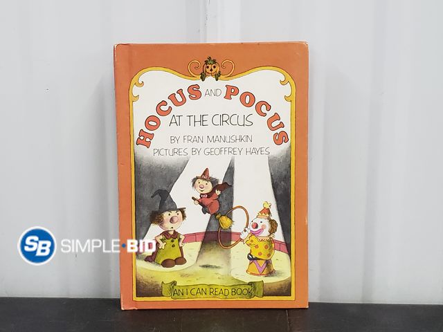 Lot 58-67516 - Hocus and Pocus At The Circus, Hardcover- An I Can Read Book