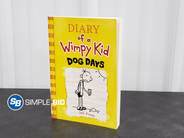 Lot 58-41166 - Diary of a WIMPY KID -- DOG DAYS paperback book - in good condition