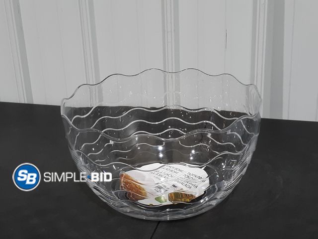Lot 58-27898 - New Punch/Salad bowl