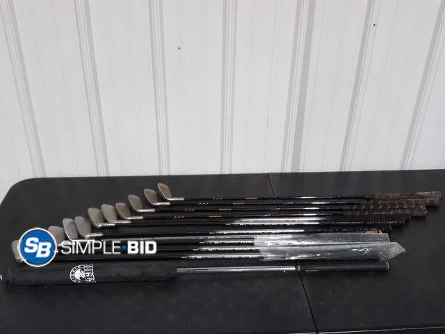 Lot 58-28908 - Lot of Misc. Golf Putters - Used