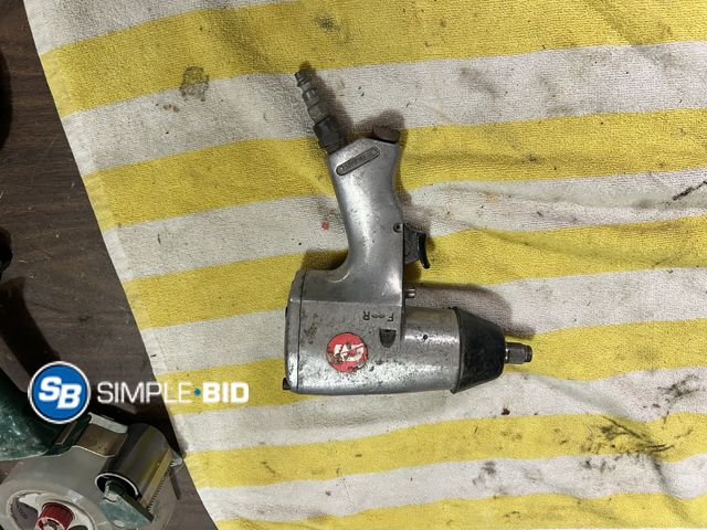 Lot 58-33933 - Pneumatic Impact