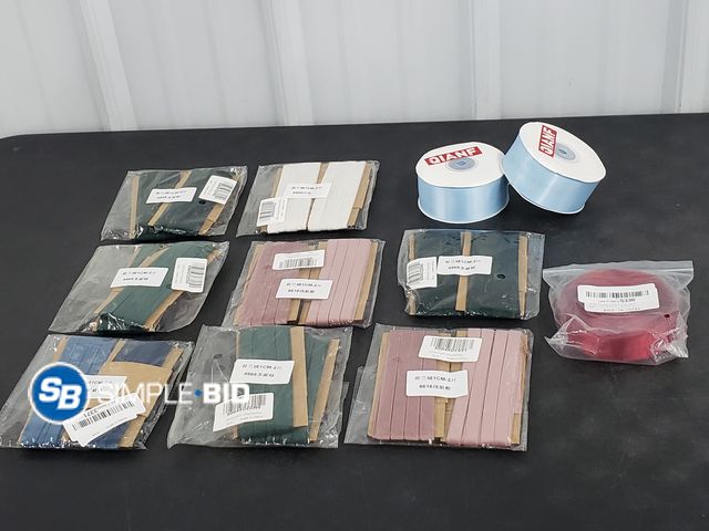 Lot 58-72030 - Lot of RIBBON - variety of colors - Velvet and more - unused