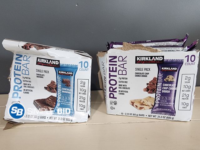 Lot 58-21460 - Kirkland Signature Protein Bars  - (5) CHOCOLATE BROWNIE - (12) CHOCOLATE CHIP COOKIE DOUGH  - indiv...