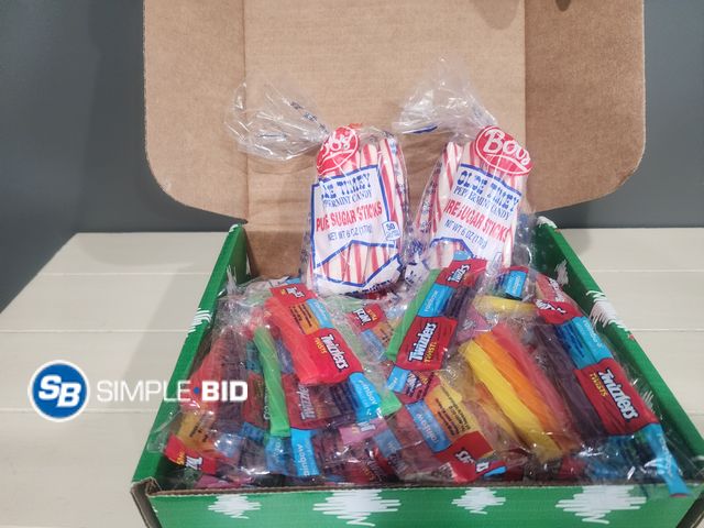 Lot 58-21482 - CANDY! 4lb Bulk Cand individullay wrapped -- Twizzlers - Pperming sticks - and more - unopened