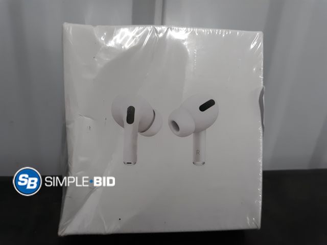 Lot 58-30284 - Wireless Earbuds with Charging Case