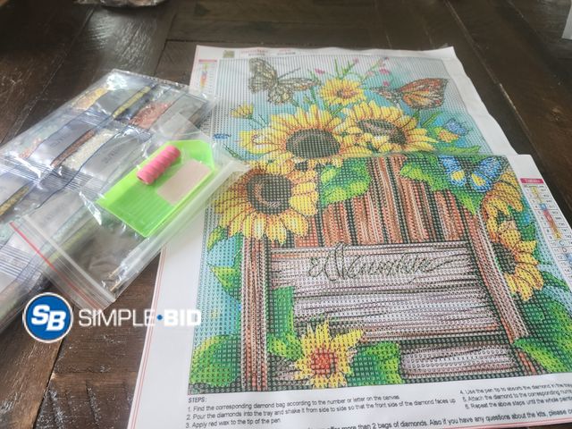 Lot 58-18060 - New Sunflower diamond art kits for adults Butterfly full drill diamond dots paintings 12x16
