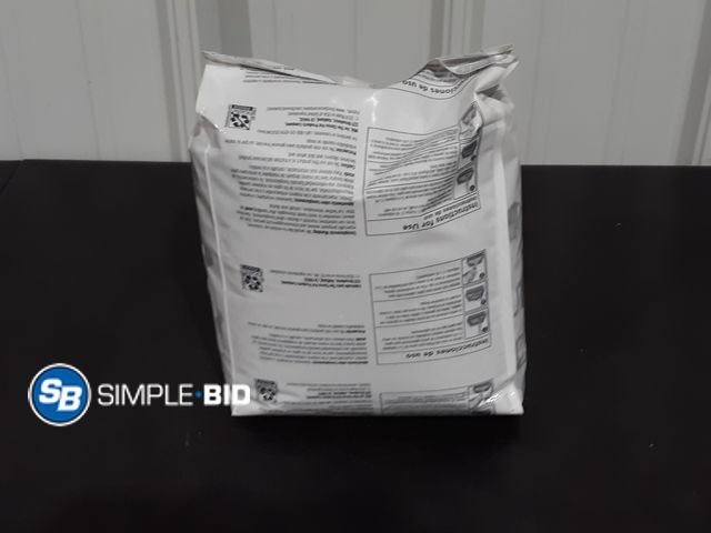 Lot 58-21599 - New Clorex Pet Co 9.5lb Cat litter