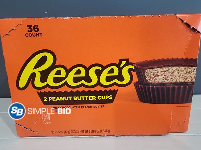 Lot 58-32916 - REESE'S - 2 peanut butter cups 36 count - unopened