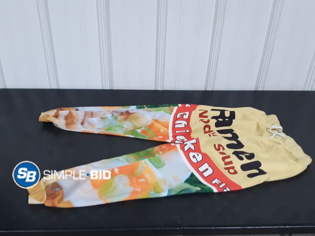 Lot 58-34361 - Yeezzi Ramen Joggers - Size L - Light Use