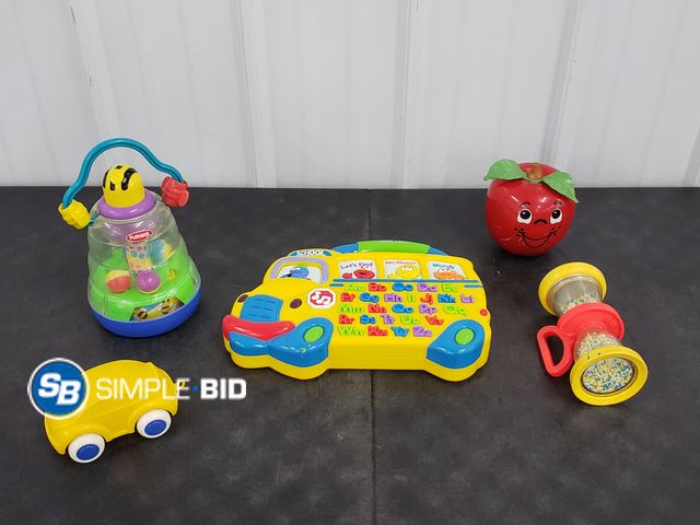 Lot 58-67712 - Lot of Vintage toys including Vintage Fisher-Price Rattle/Timer Toy #451 1970s Good Vintage Conditio...
