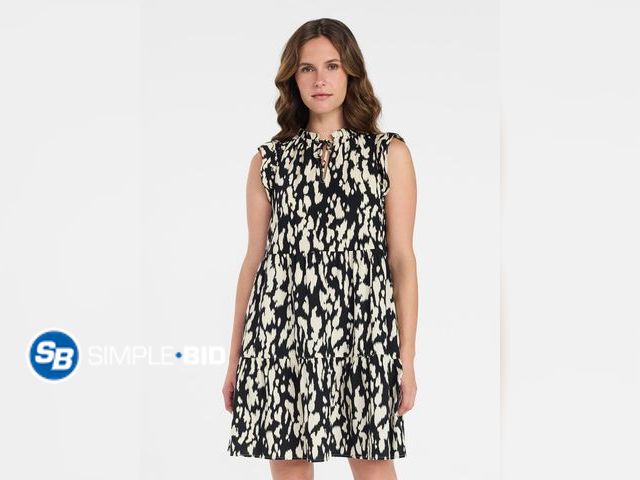Lot 58-65346 - New Time and Tru Women’s and Women’s Plus Flutter Sleeve Cotton Mini Dress, Size XXL