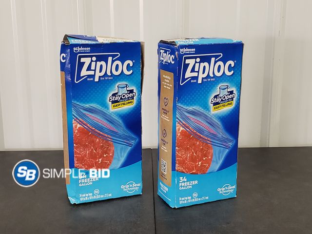 Lot 58-68693 - Lot of (2) New ZIPLOC Freezer Bags 34 in each box