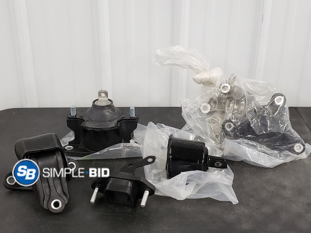 Lot 58-56082 - Engine Motor Mounts Set Compatible with 2008-2012 Honda Accord 2.4l and More