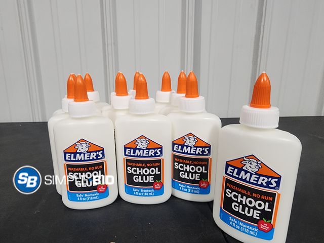 Lot 58-26921 - Lot of (12) New ELMER'S School Glue 4fl oz each