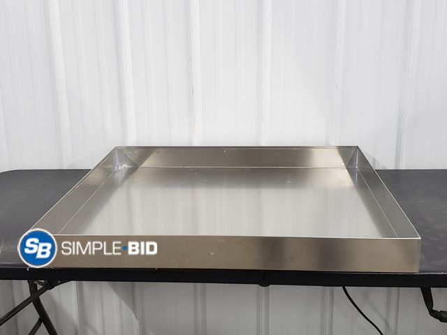Lot 58-59590 - Stainless Steel 32 x 32" Square Pan with Rubber Padded Bottom