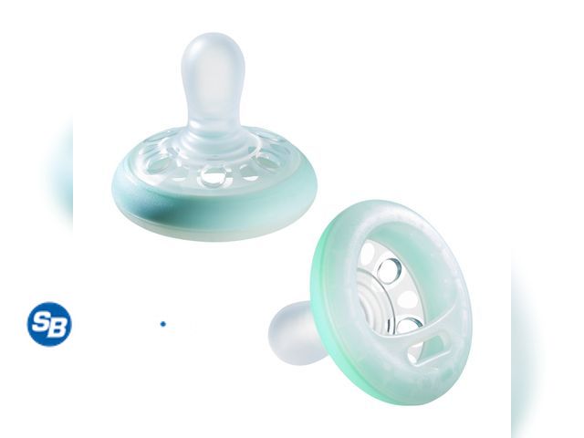 Lot 58-38857 - New Tommee Tippee Breast like night pacifier, 0-6 months, pack of 2 pacifiers with breast-like shape...