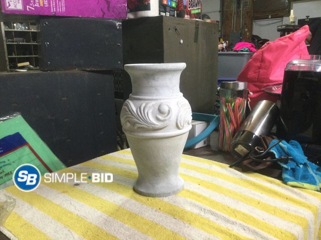 Lot 58-59626 - 14in Tall Ceramic Vase