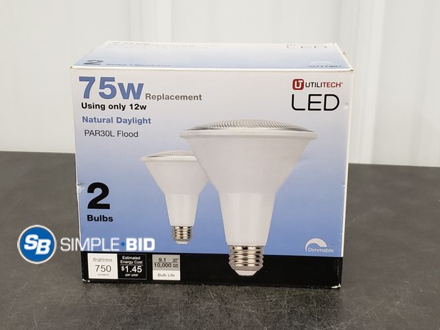 Lot 58-30430 - Utilitech LED 75W Replacement 2 bulbs - unused