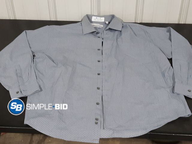 Lot 58-32164 - Calvin Klein &amp; Co. Regular Fit Long Sleeve Button Down Dress Shirt - Size XL - Light use