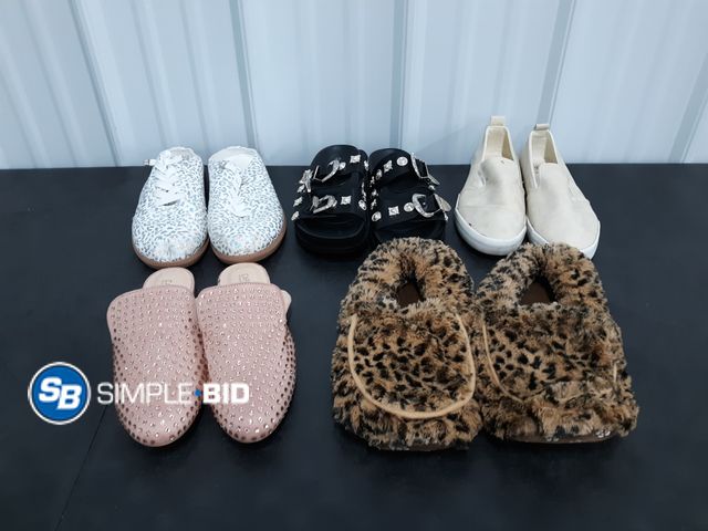 Lot 58-77822 - SHOES!! Lot of Women's Shoes, Variety of styles - Mostly Size 9/10 - used but in good condition