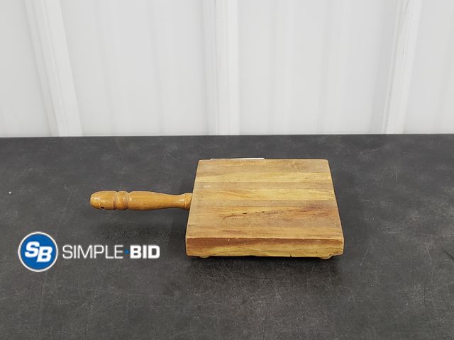 Lot 58-59110 - Wooden Cutting Board