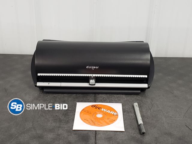 Lot 58-83494 - Discgear Litature Album