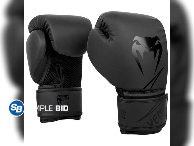 Lot 58-41290 - New Venum Classic Kids Boxing Gloves - Black/Black - 8 oz - Unisex - For bag and sparring training