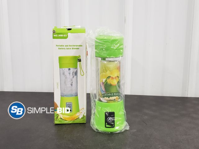 Lot 58-67476 - Portable Juice Blender - USB Rechargeable - Appears Unused