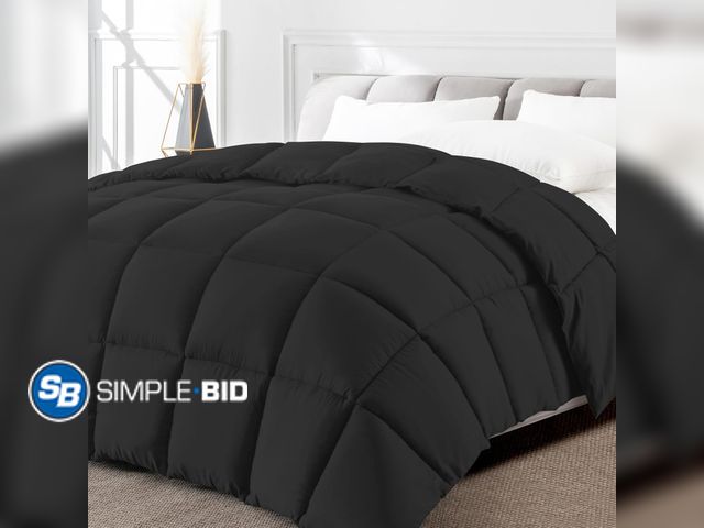 Lot 58-40239 - New Minoroty Queen Comforter Duvet Insert - All Season Down Alternative Quilted Bed Comforters Queen...