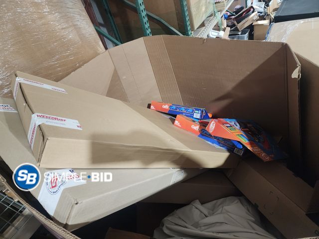 Lot 58-27666 - Gaylord Full of Unclaimed Merchandise - variety of items, and Conditions, some could be unused/Damag...