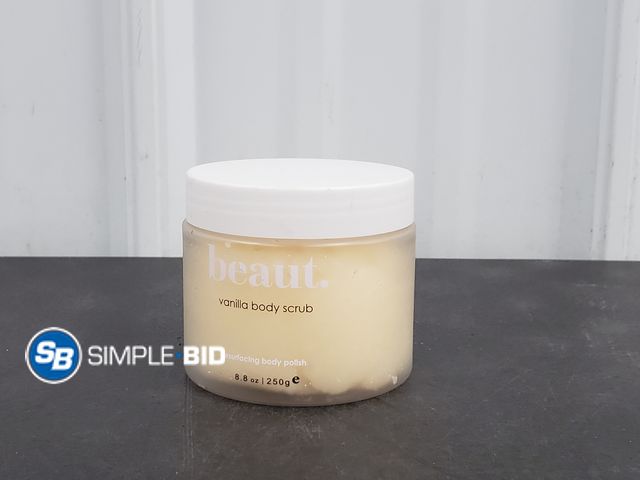 Lot 58-77866 - New Beaut. Vanilla Body Scrub 8.8 oz