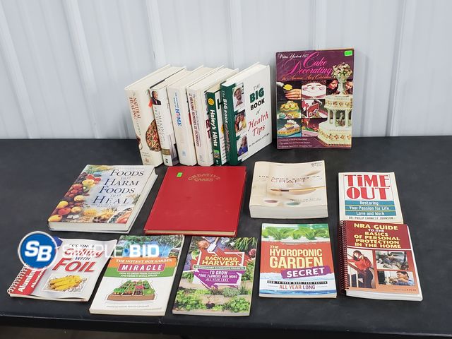 Lot 58-68683 - Lot of Various Books, Cook Books - used but in good condition