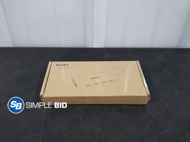 Lot 58-30214 - Aukey 10 in 1 USB C Hub