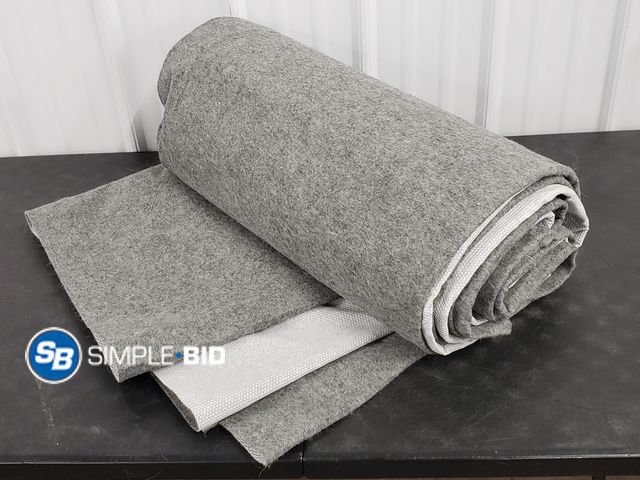 Lot 58-40558 - Large Grey Rubberbacked Flat Rug