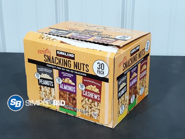Lot 58-37748 - Kirkland SNACKING NUTS! - Peanuts - almonds - Cashews - 30 pack - individually packaged - unopened