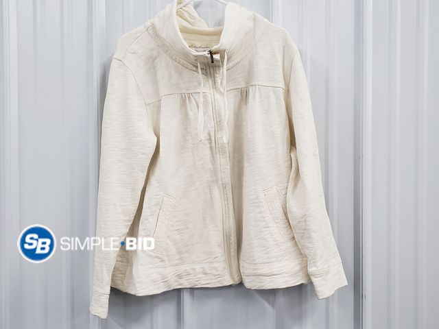 Lot 58-60438 - Women's Eddie Bauer XXL Zip up pullover - used but in good condition