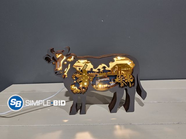 Lot 58-36843 - New 3D Wooden Animal Carving LED Night Light, Wood Carving Light, Modern Home Decoration, Decorative...