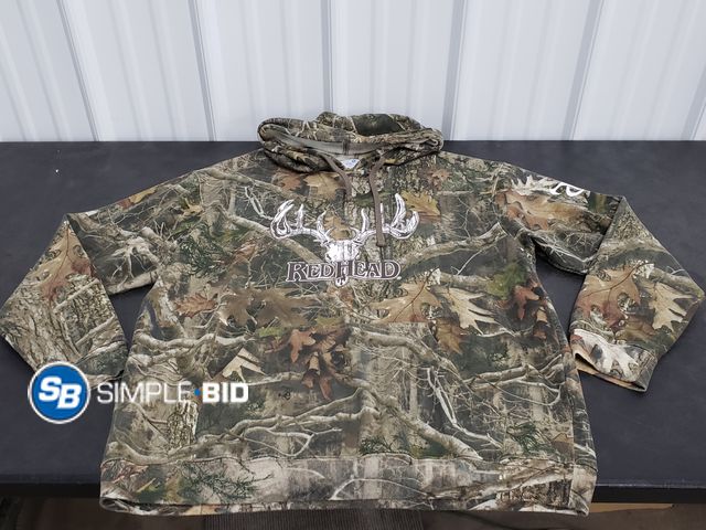 Lot 58-74713 - Men's Red Head Co. Camo Hooded Sweatshirt - SIZE L - in good condition